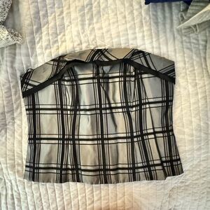 Michaelangelo Black and White Label